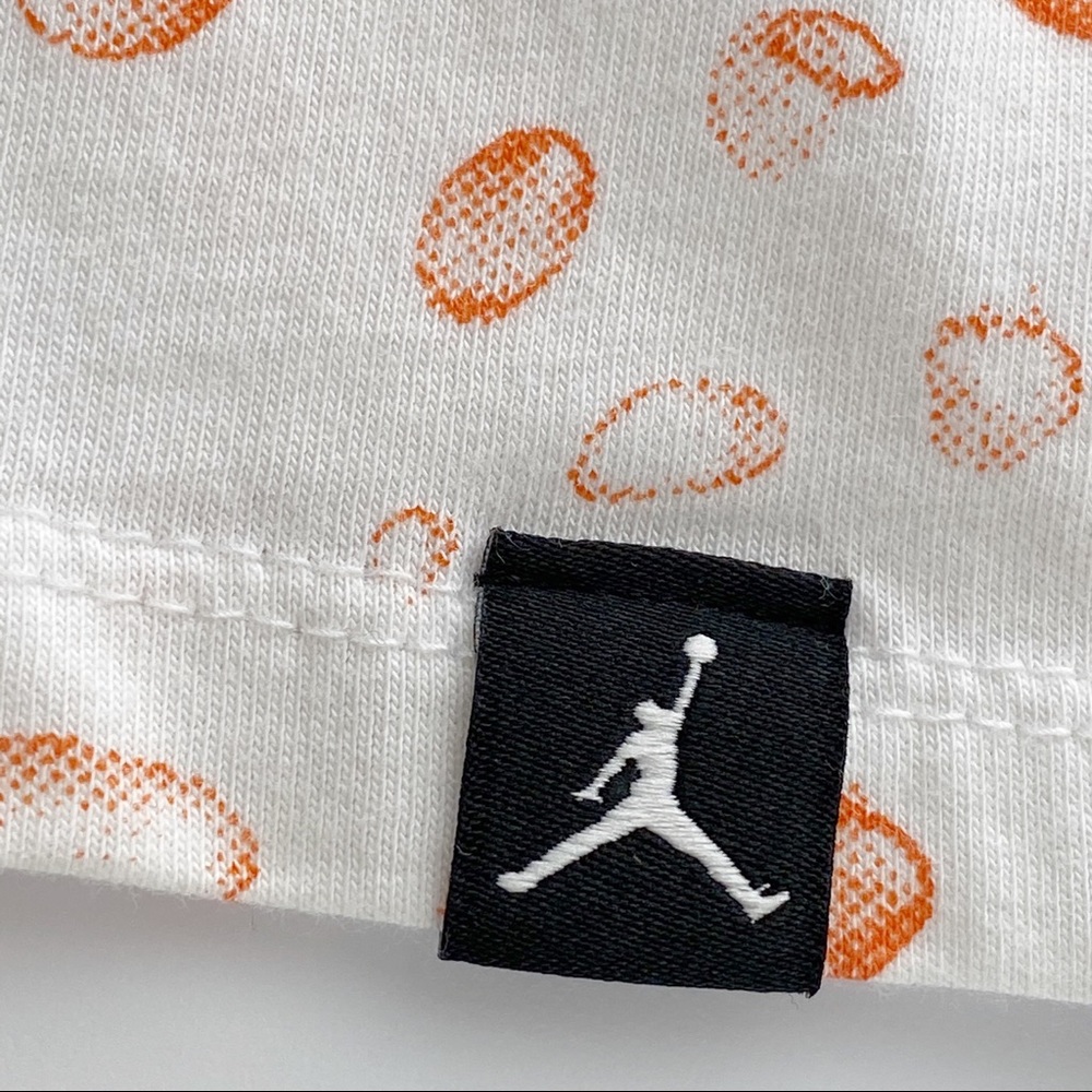 Michael Jordan Air - Jumpman graphic tee shirt. - Picture 7 of 10